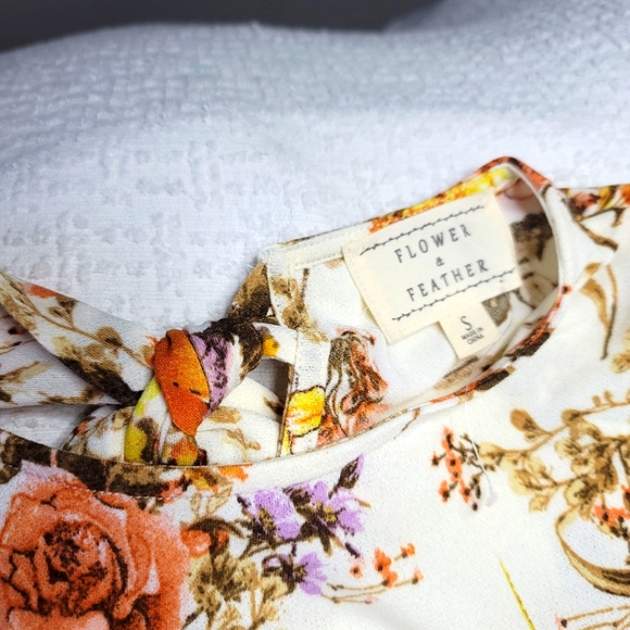 BLOUSE 👚 - Picture 5 of 8